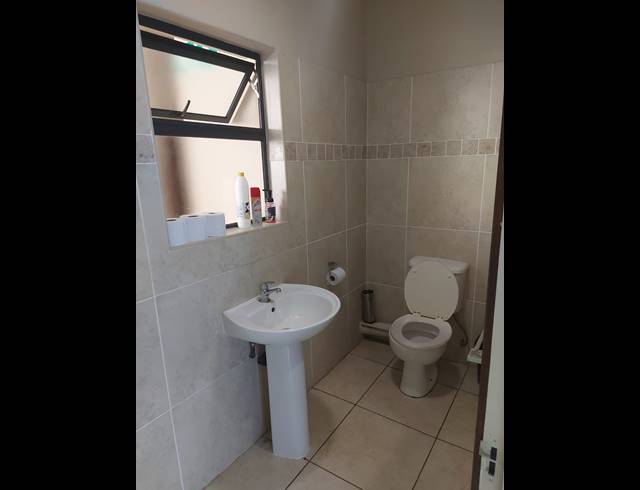 60M² OFFICE TO LET IN UMHLANGA RIDGE